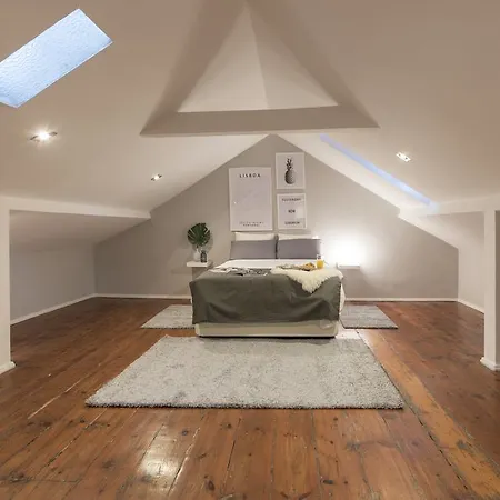 Apartment Bairro Alto 3 *