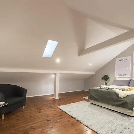 Апартаменти Bairro Alto 3 *